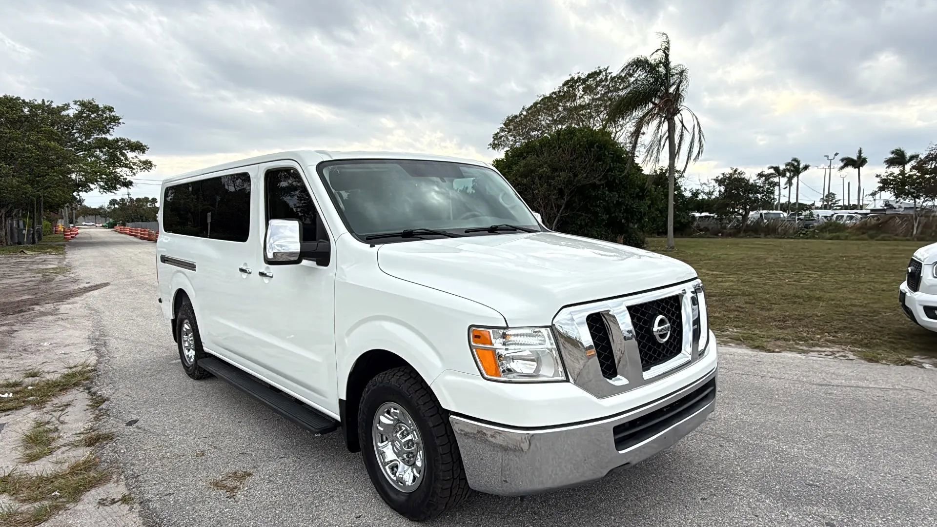 Used 2020 Nissan NV 3500 SV w/ Navigation Package image 6