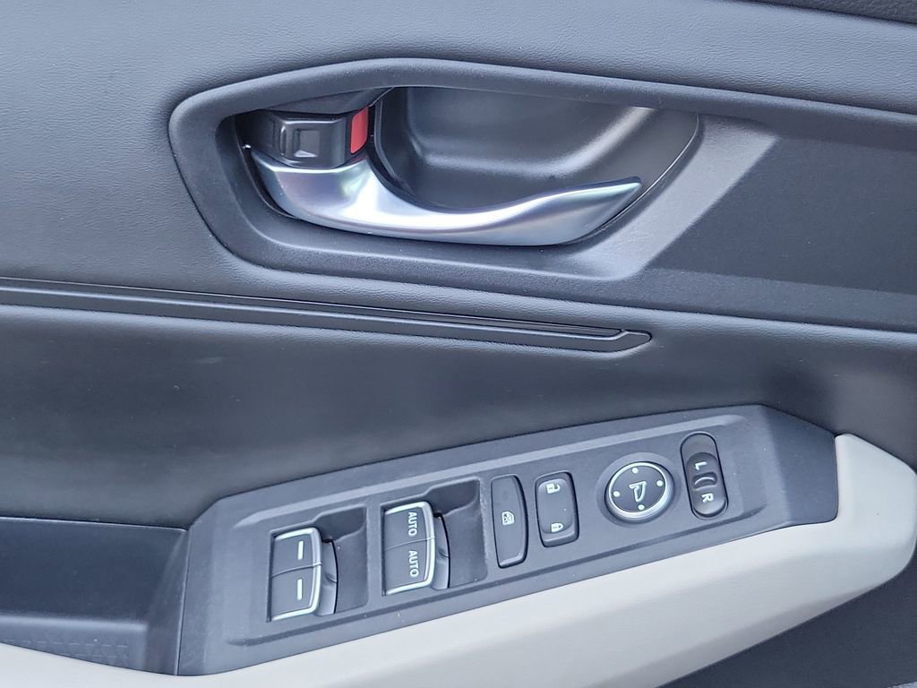 Used 2024 Honda Accord EX image 15