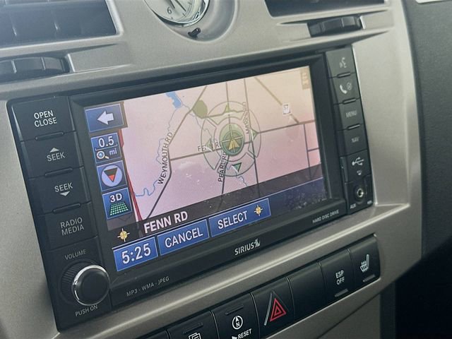 Used 2010 Chrysler Sebring Limited image 14