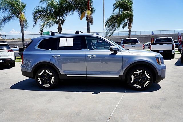 Used 2024 Kia Telluride S w/ S Sunroof Package AWD/4WD image 3