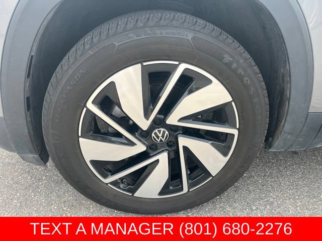 Used 2024 Volkswagen Atlas SE AWD/4WD image 9
