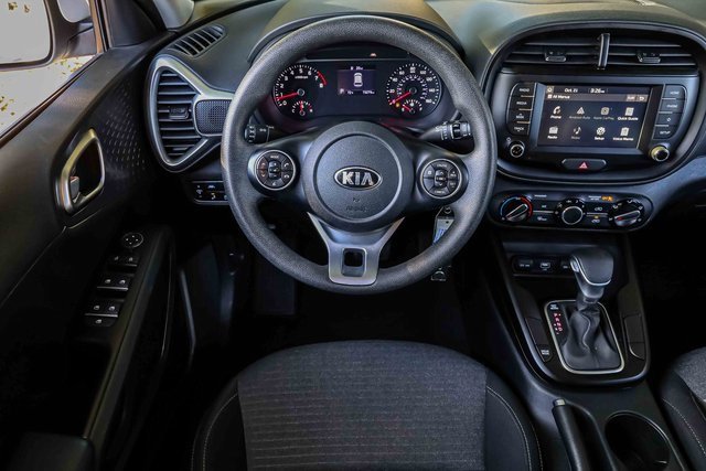 Used 2021 Kia Soul S image 17