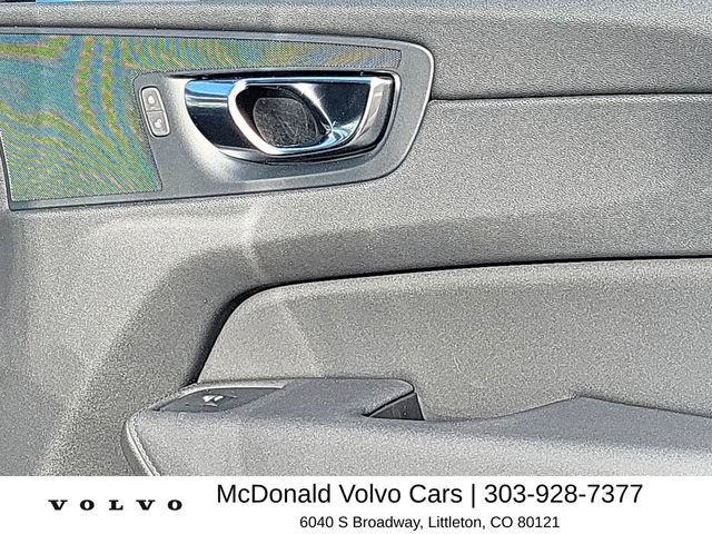 Used 2026 Volvo XC60 B5 Core w/ Climate Package AWD/4WD image 18