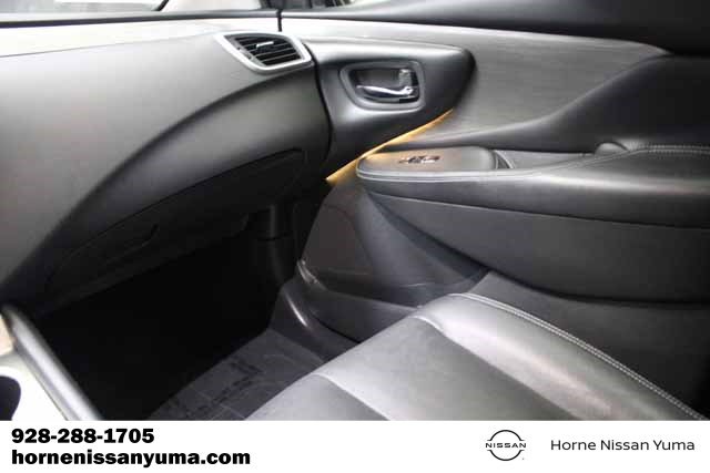 Used 2017 Nissan Murano SL image 11