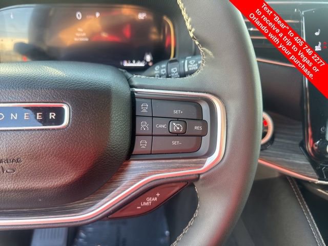 Used 2024 Jeep Wagoneer Series II w/ Flexible Seating Group image 24