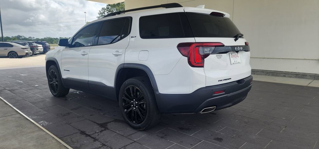 Used 2023 GMC Acadia SLT w/ Elevation Edition image 8