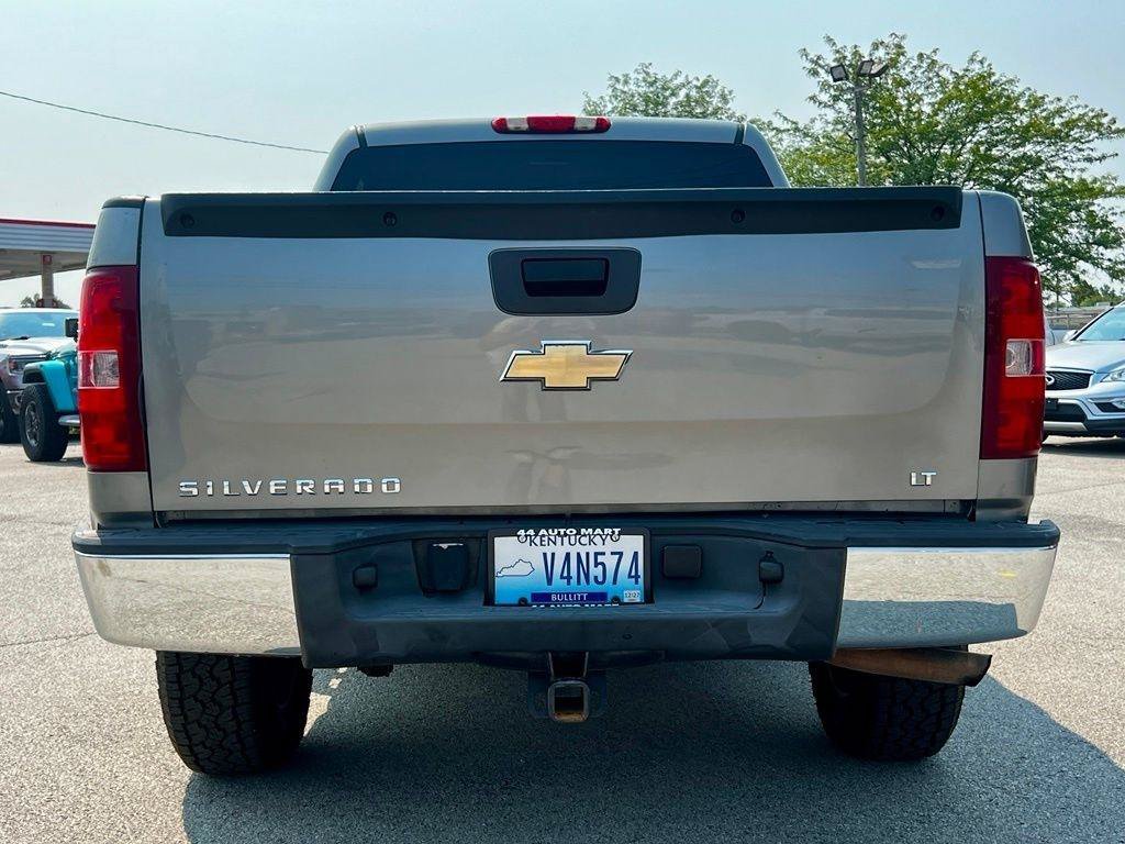 Used 2007 Chevrolet Silverado 1500 LT w/ Towing Package AWD/4WD image 6