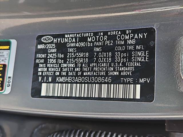 Used 2025 Hyundai Kona SEL FWD image 24
