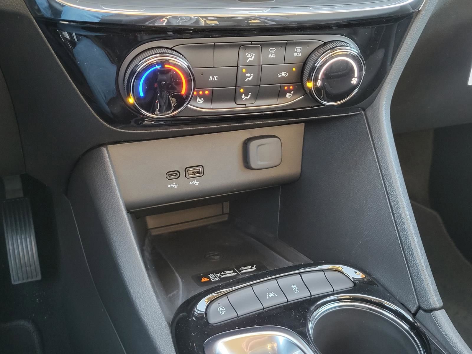 New 2026 Buick Encore GX Sport Touring w/ Advanced Technology Package image 10