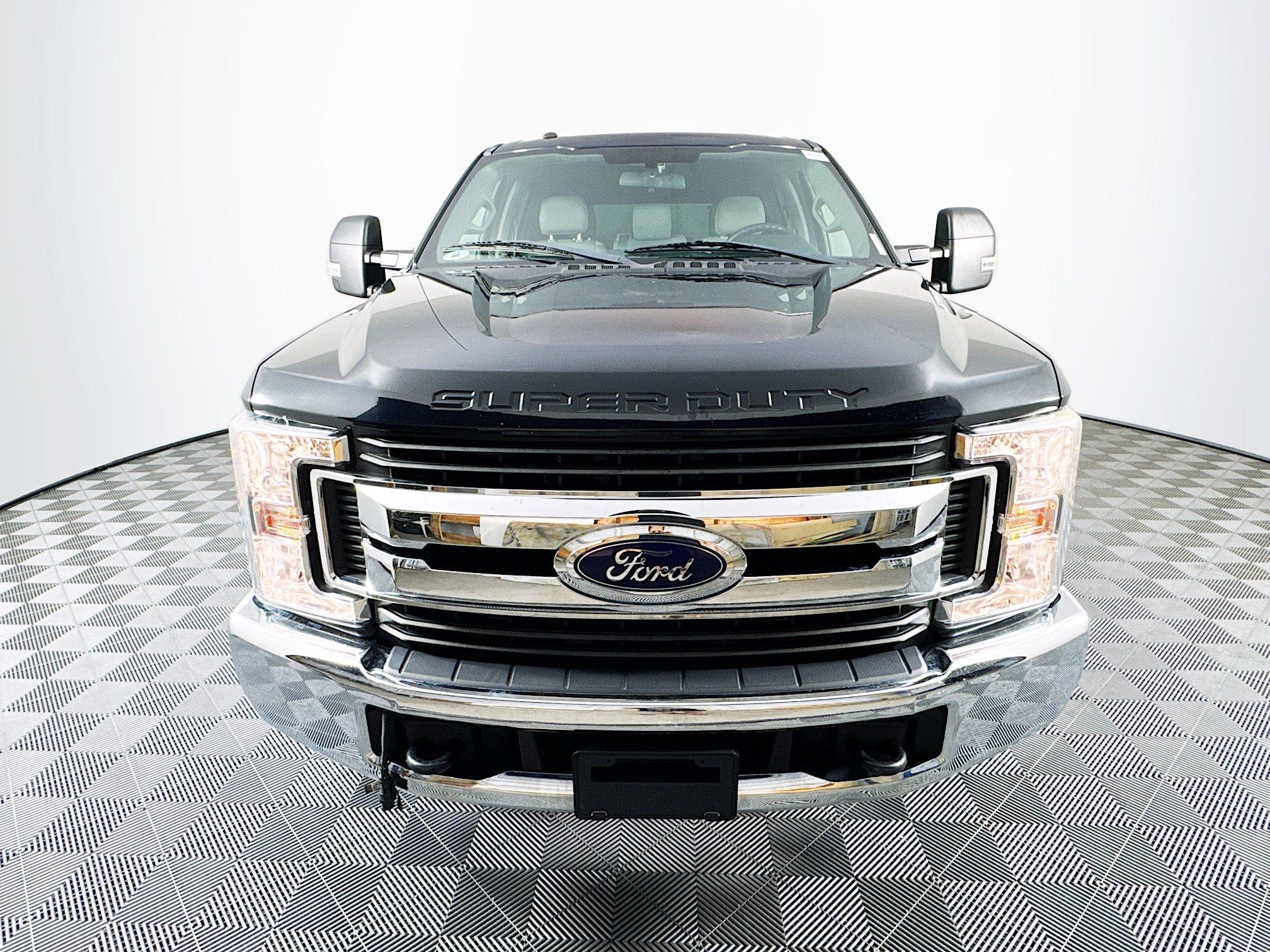 Used 2017 Ford F250 XLT w/ Snow Plow Prep Package image 2