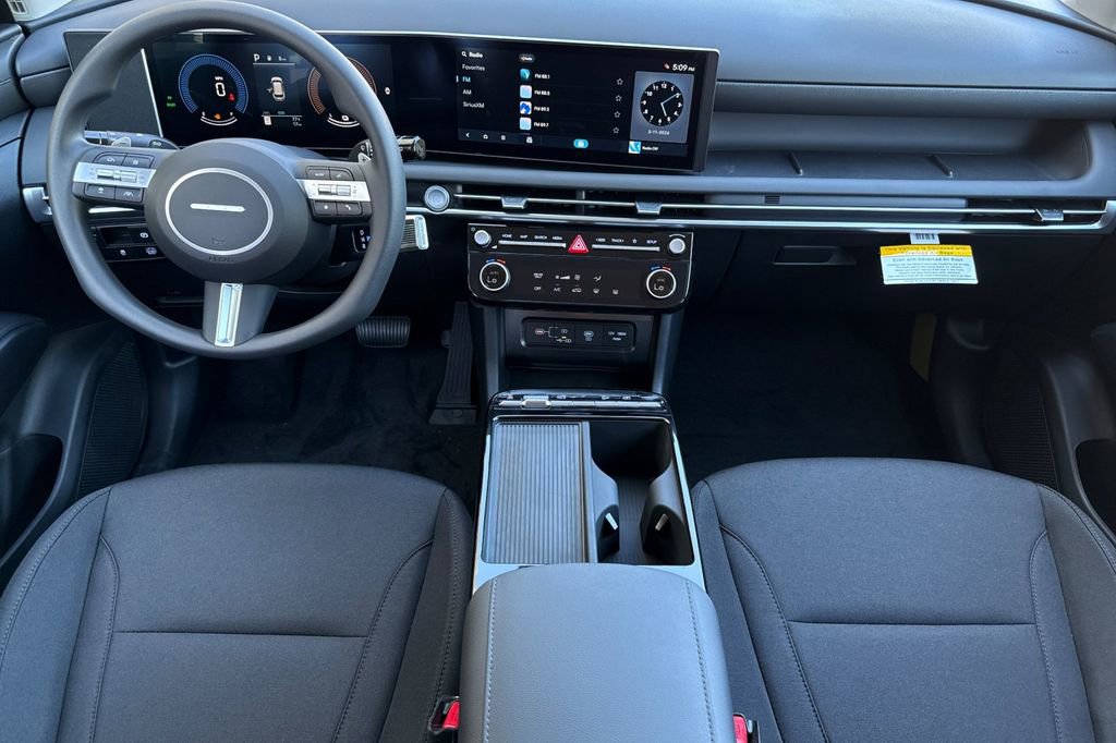 New 2026 Hyundai Tucson Blue SE image 10