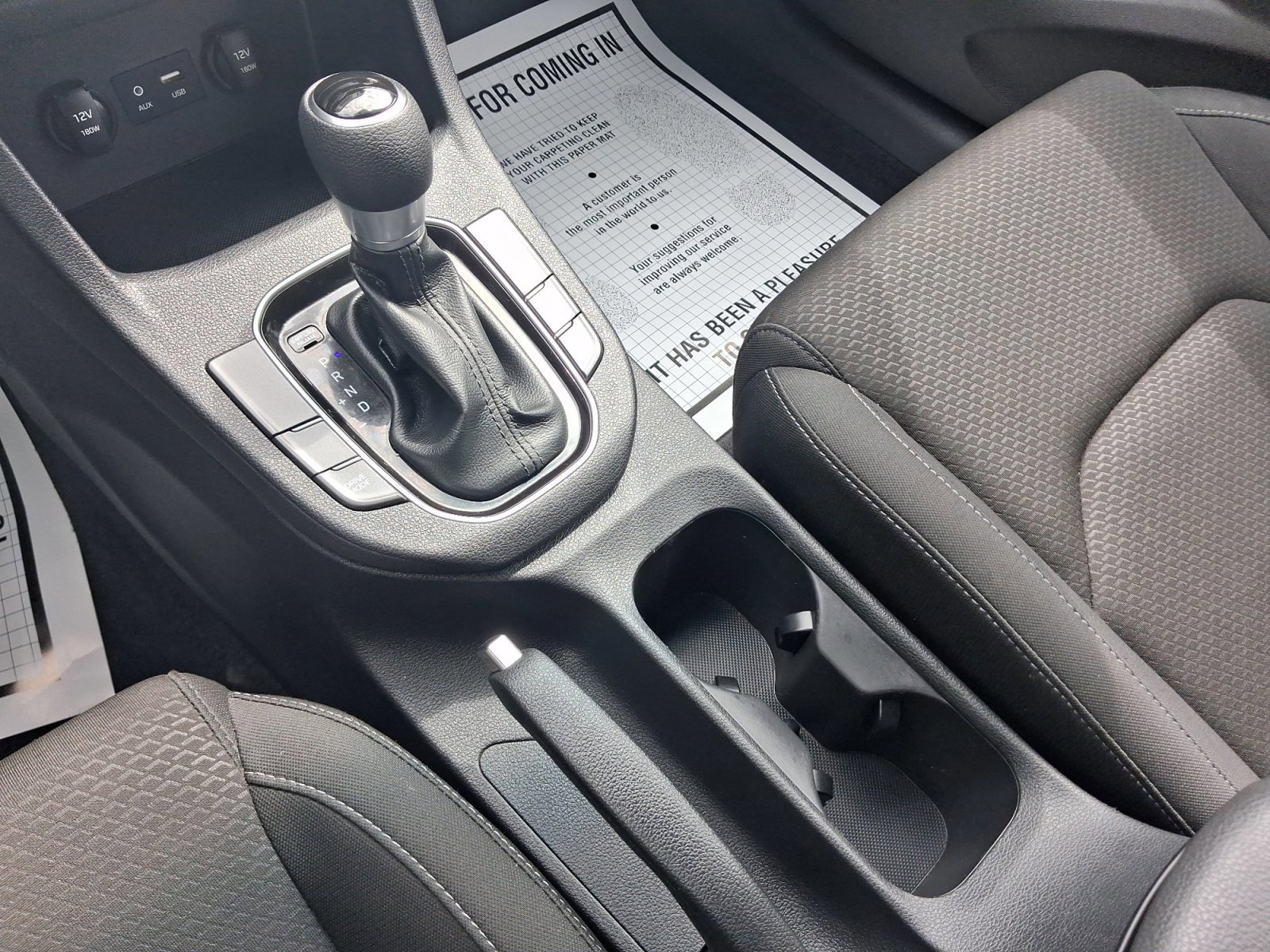 Used 2020 Hyundai Elantra GT FWD image 14