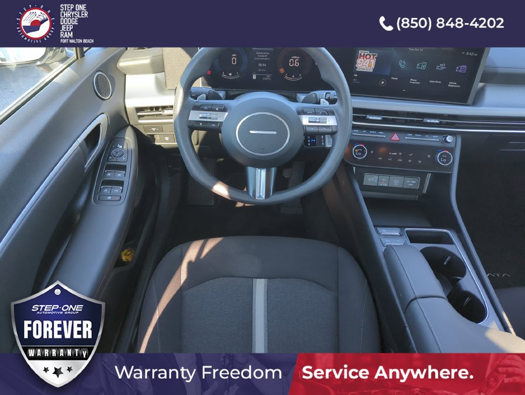 Used 2025 Hyundai Sonata SEL FWD image 12