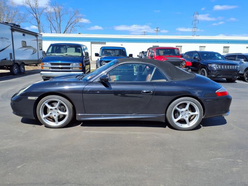 Used 2004 Porsche 911 Carrera 4S image 2