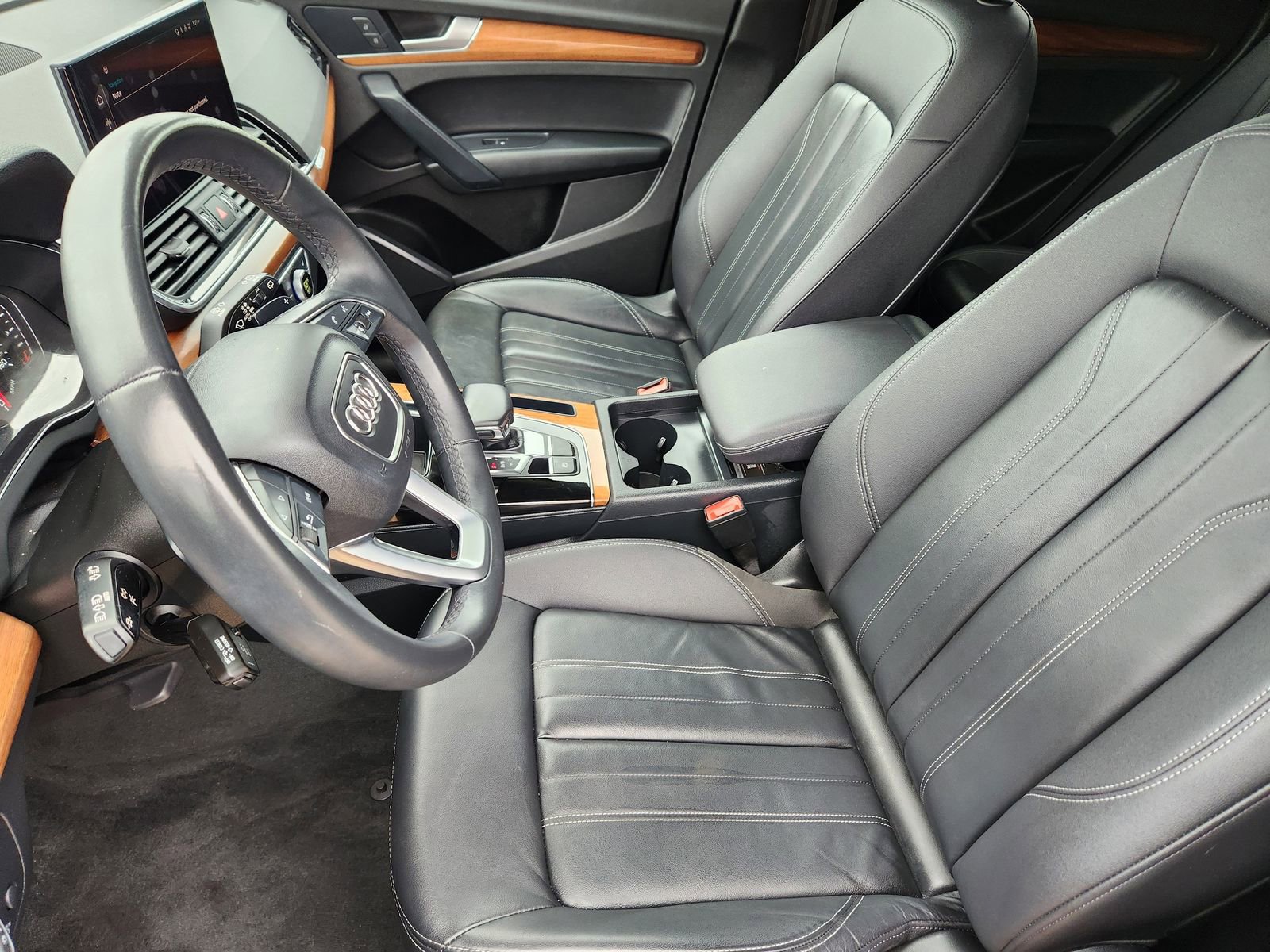 Used 2023 Audi Q5 2.0T Premium w/ Convenience Package image 18