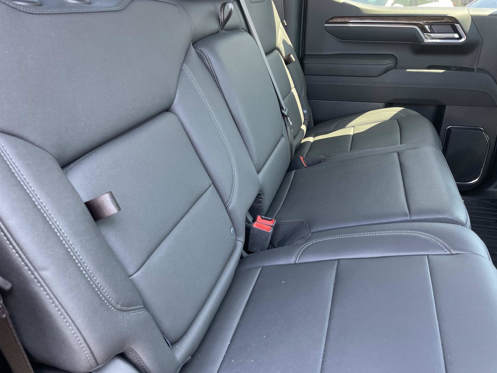 New 2026 GMC Sierra 1500 Elevation w/ Elevation Premium Package AWD/4WD image 28