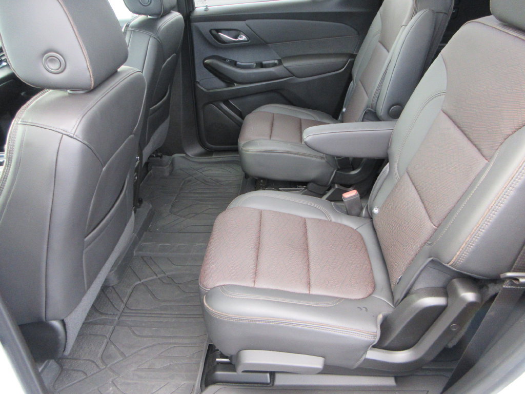 Used 2023 Chevrolet Traverse High Country AWD/4WD image 15