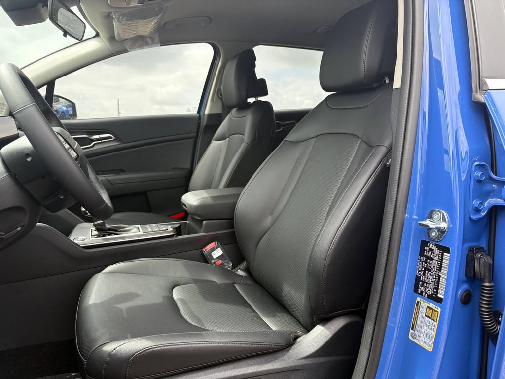 New 2026 Kia Sportage EX FWD image 11
