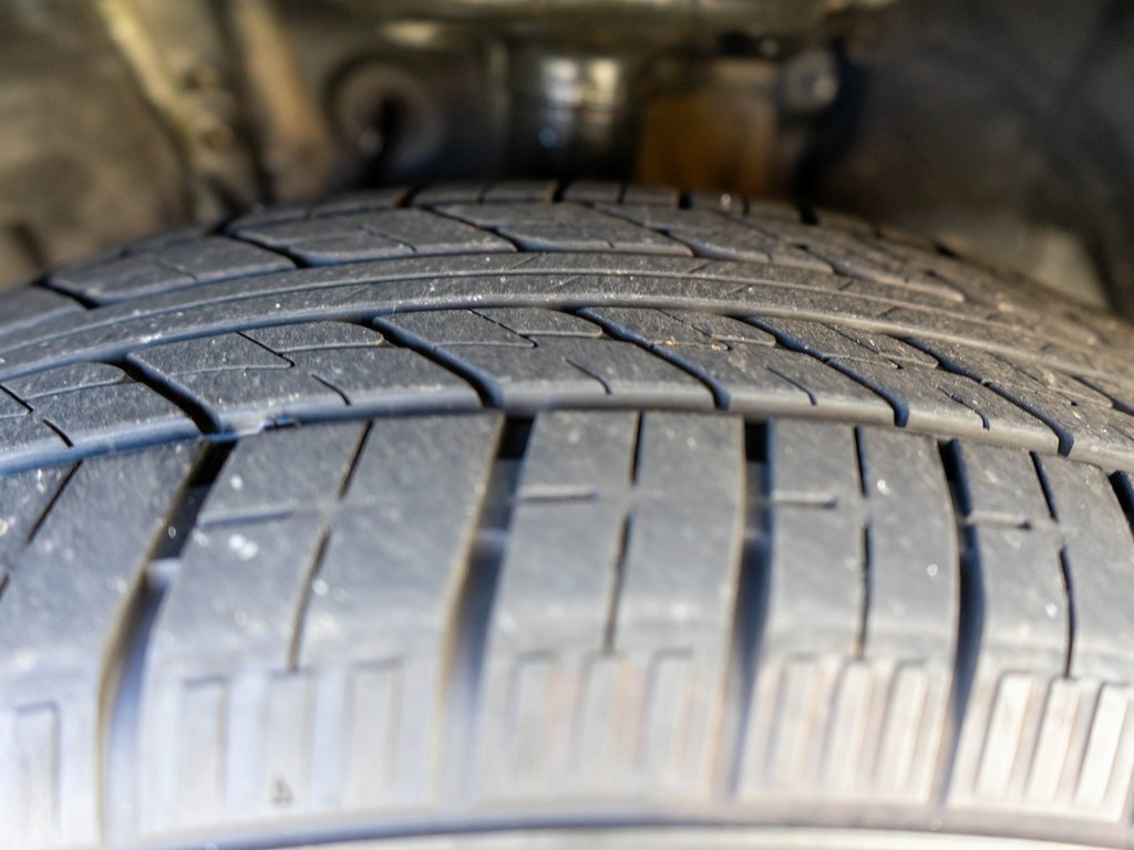 Used 2023 Toyota Highlander L image 31