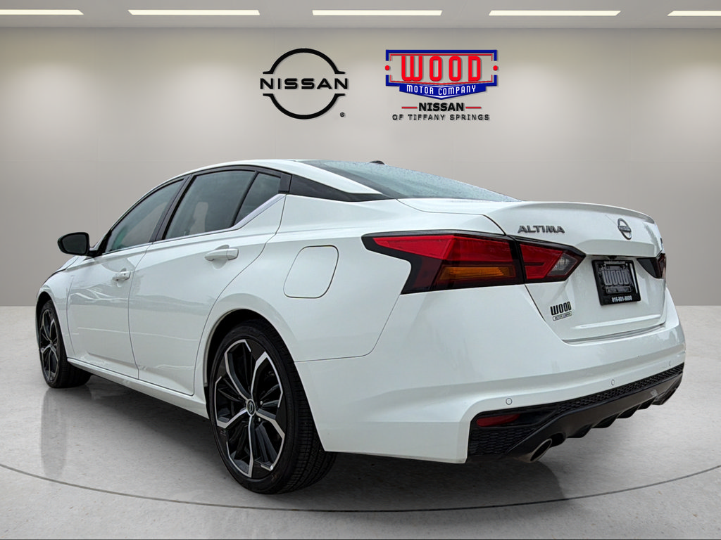 Certified 2026 Nissan Altima 2.5 SR FWD image 4
