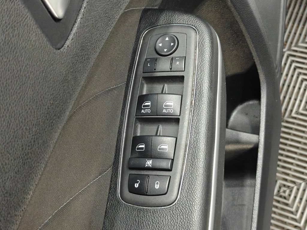 Used 2022 Dodge Charger SXT RWD image 43