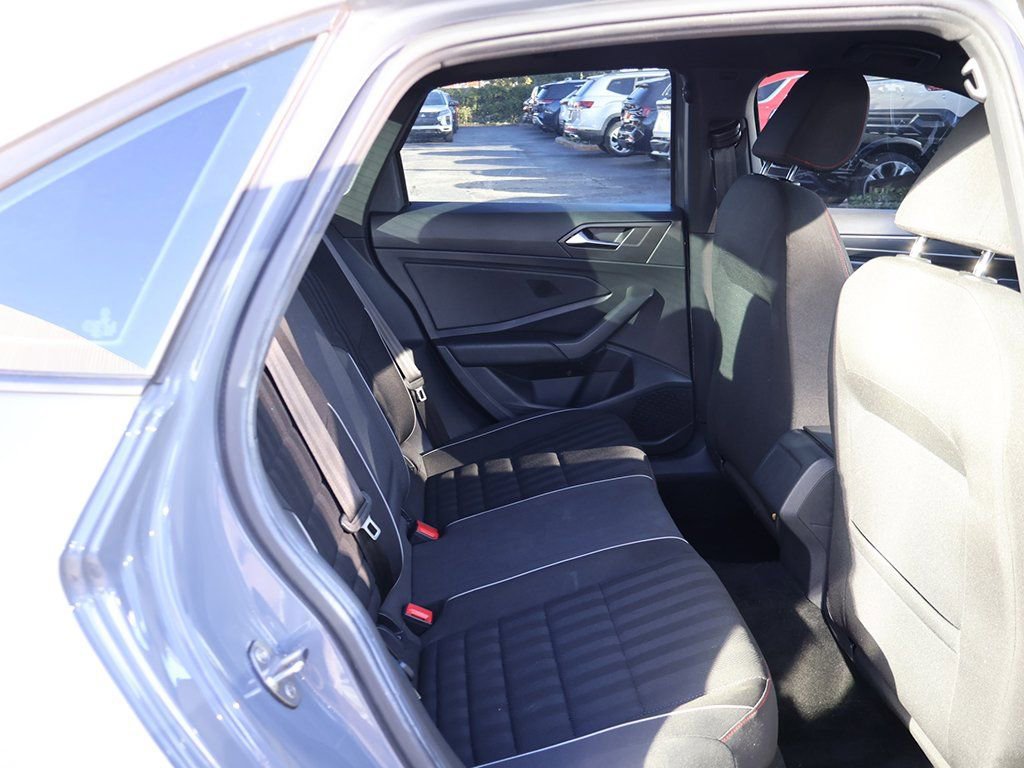 Used 2019 Volkswagen Jetta GLI image 35