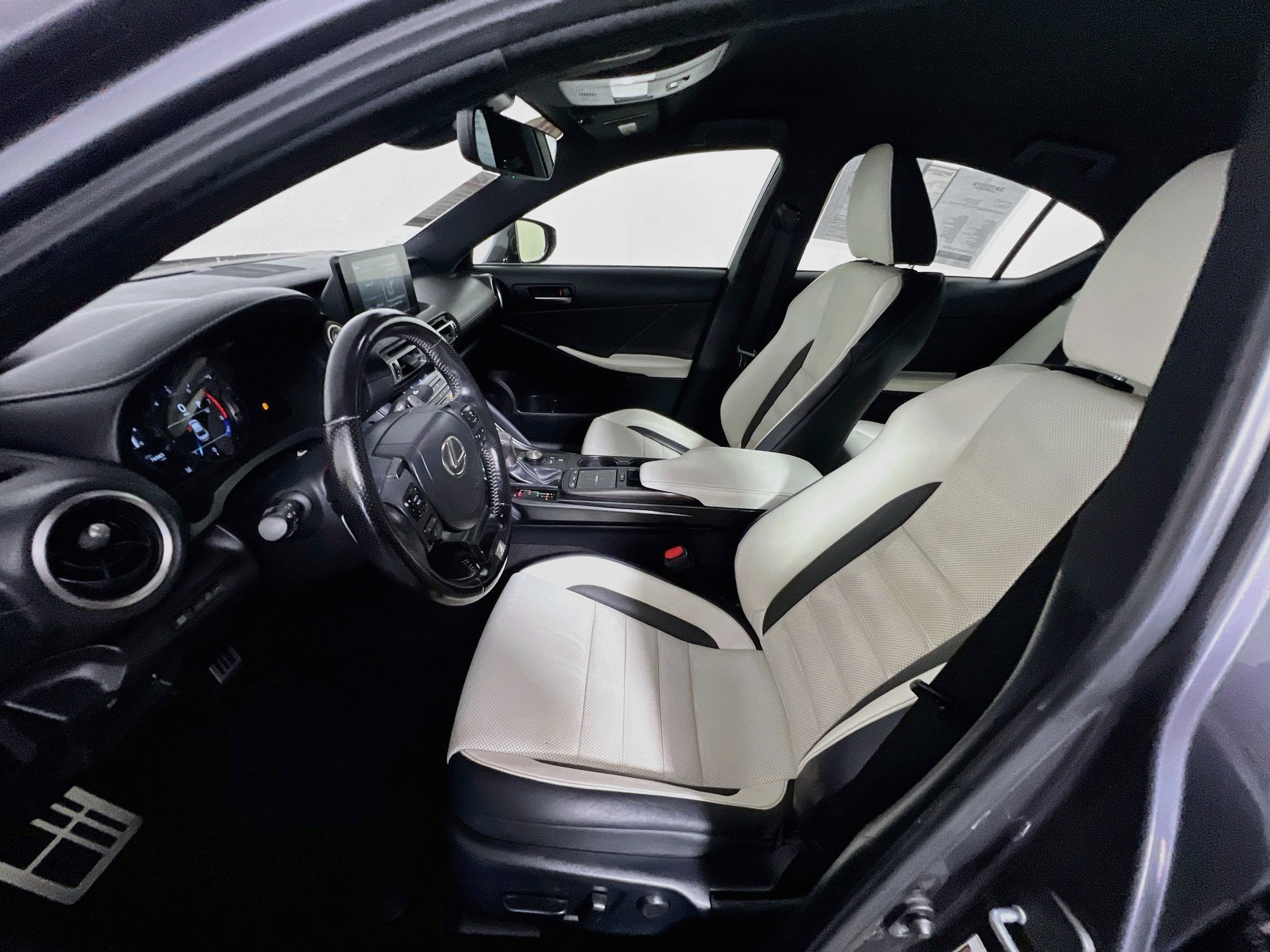 Used 2021 Lexus IS 350 F Sport w/ Accessory Package RWD image 12