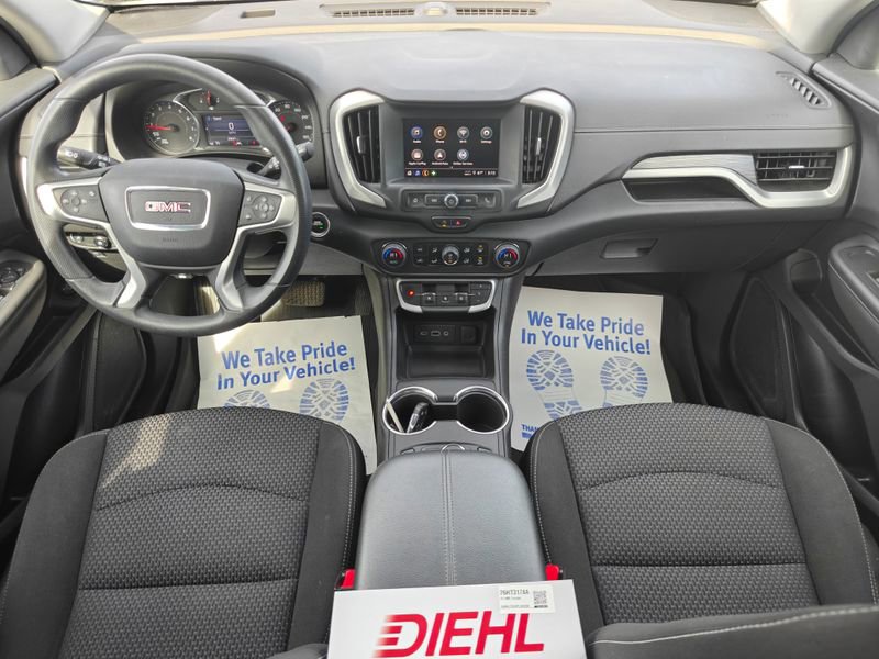 Used 2023 GMC Terrain SLE w/ Driver Convenience Package image 22