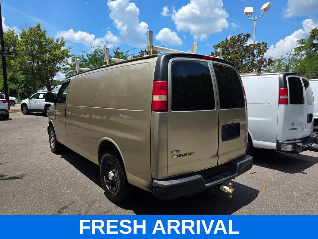 Used 2009 Chevrolet Express 1500 RWD image 5
