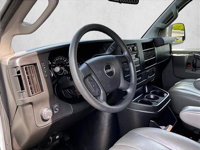 Used 2020 GMC Savana 2500 Extended w/ Driver Convenience Package RWD image 14