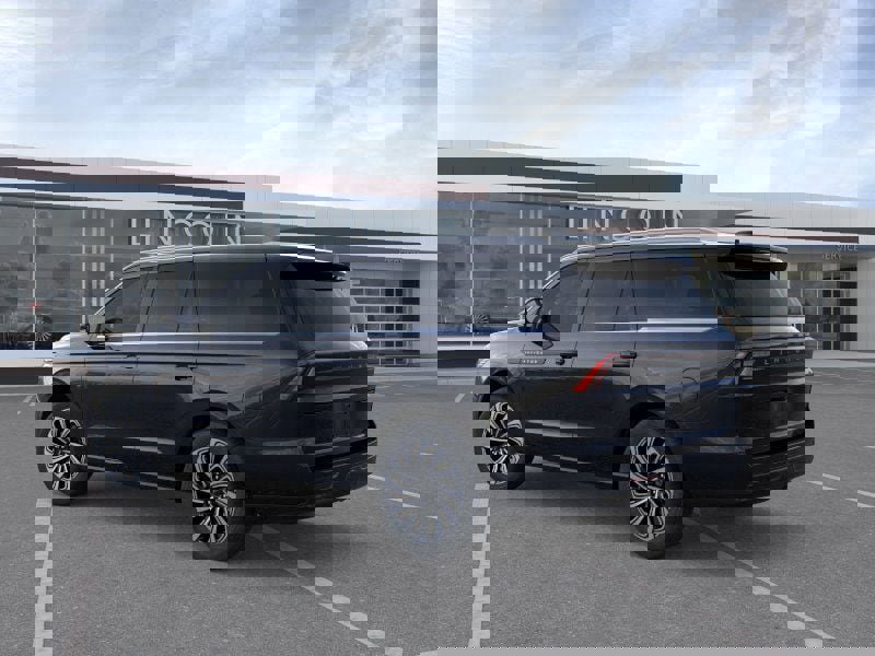 New 2026 Lincoln Navigator Black Label image 4