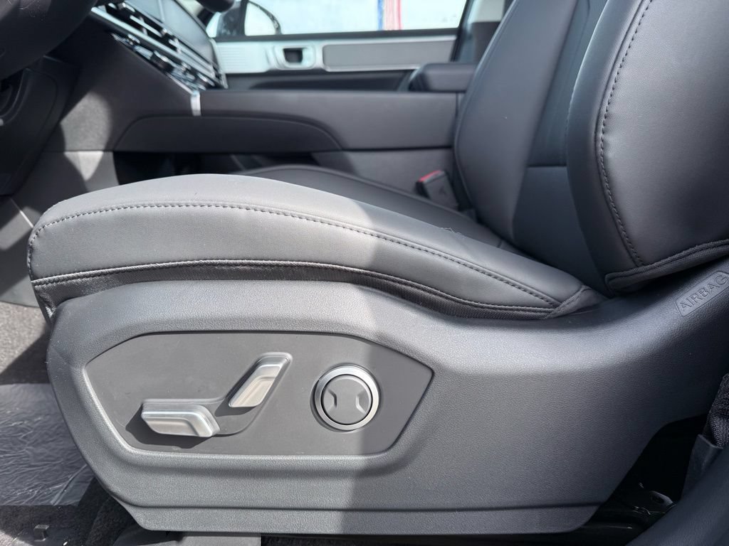New 2026 Hyundai Santa Fe SEL FWD image 10