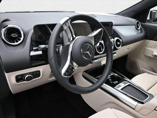 New 2025 Mercedes-Benz GLA 250 4MATIC image 10