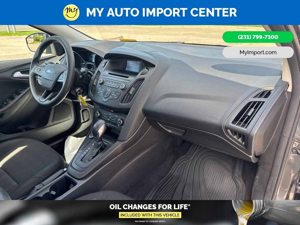 Used 2017 Ford Focus SE FWD image 26