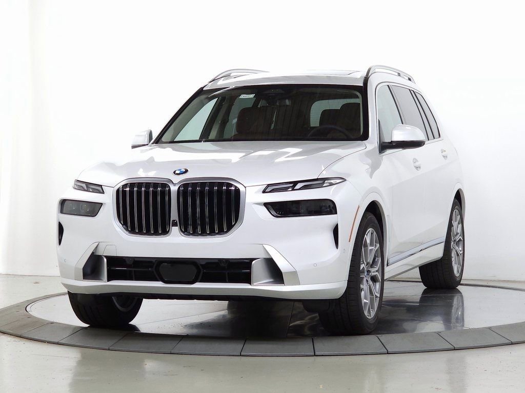 New 2026 BMW X7 xDrive40i w/ Premium Package image 3