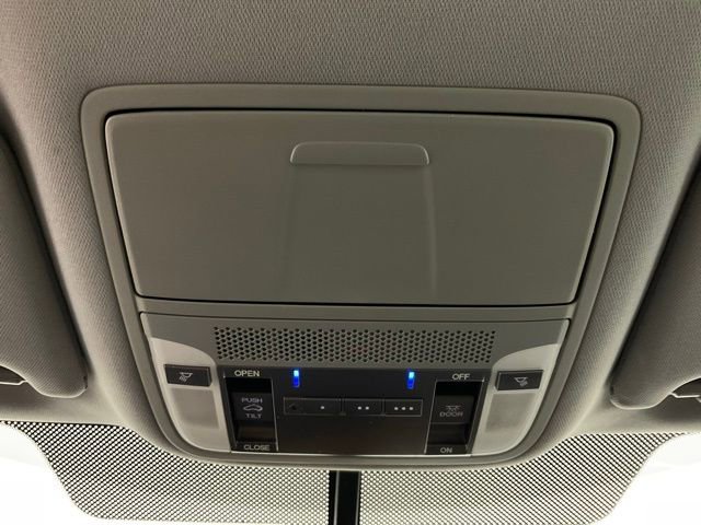 Used 2015 Acura TLX V6 image 19