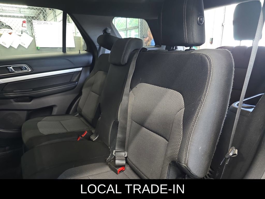 Used 2016 Ford Explorer XLT w/ Equipment Group 201A AWD/4WD image 15