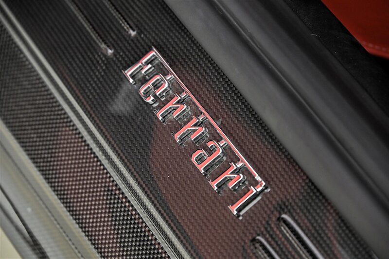 Used 2023 Ferrari 812 GTS RWD image 32
