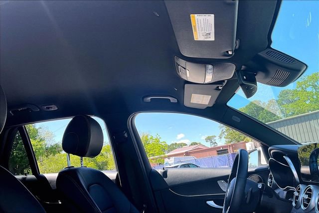 Certified 2022 Mercedes-Benz GLC 300 image 28