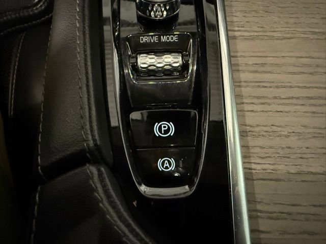 Used 2021 Volvo XC90 T6 Inscription image 30