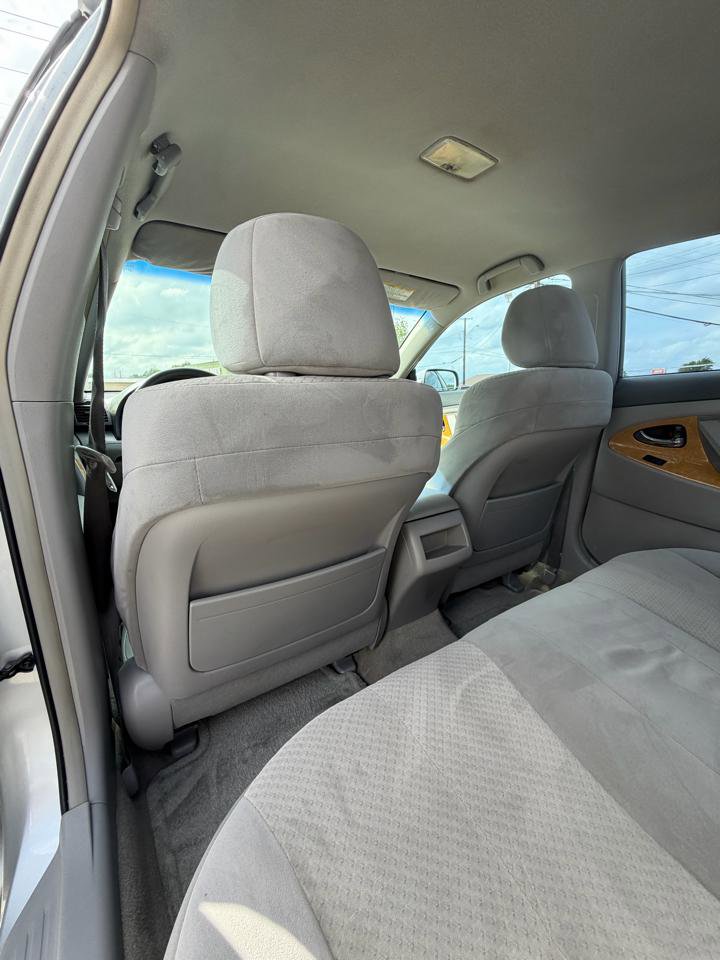 Used 2007 Toyota Camry XLE FWD image 11