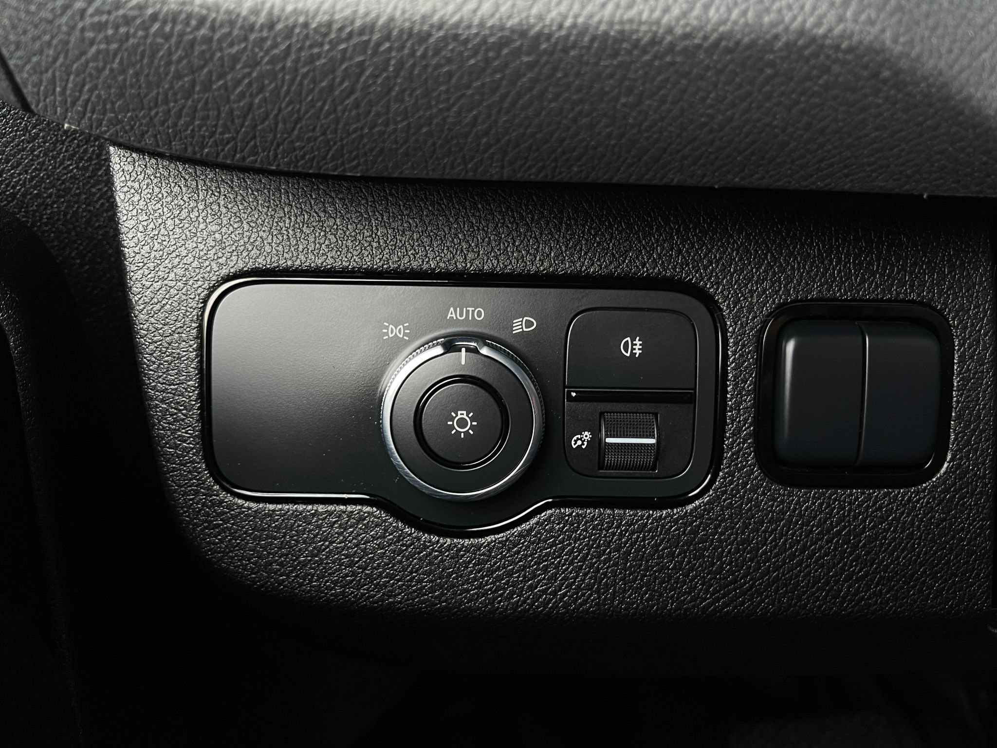 Used 2020 Mercedes-Benz Sprinter 2500 image 17