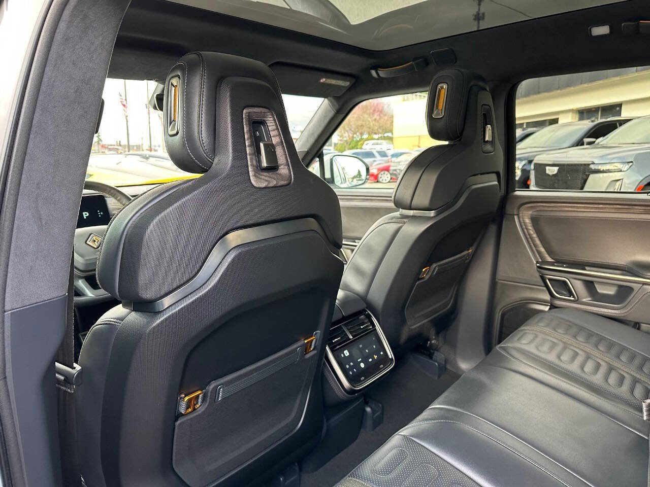 Used 2022 Rivian R1T Launch Edition image 27