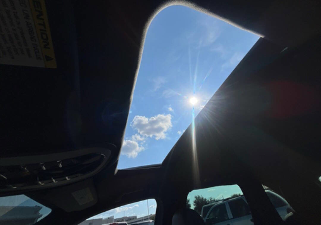 Used 2012 Porsche Cayenne image 11