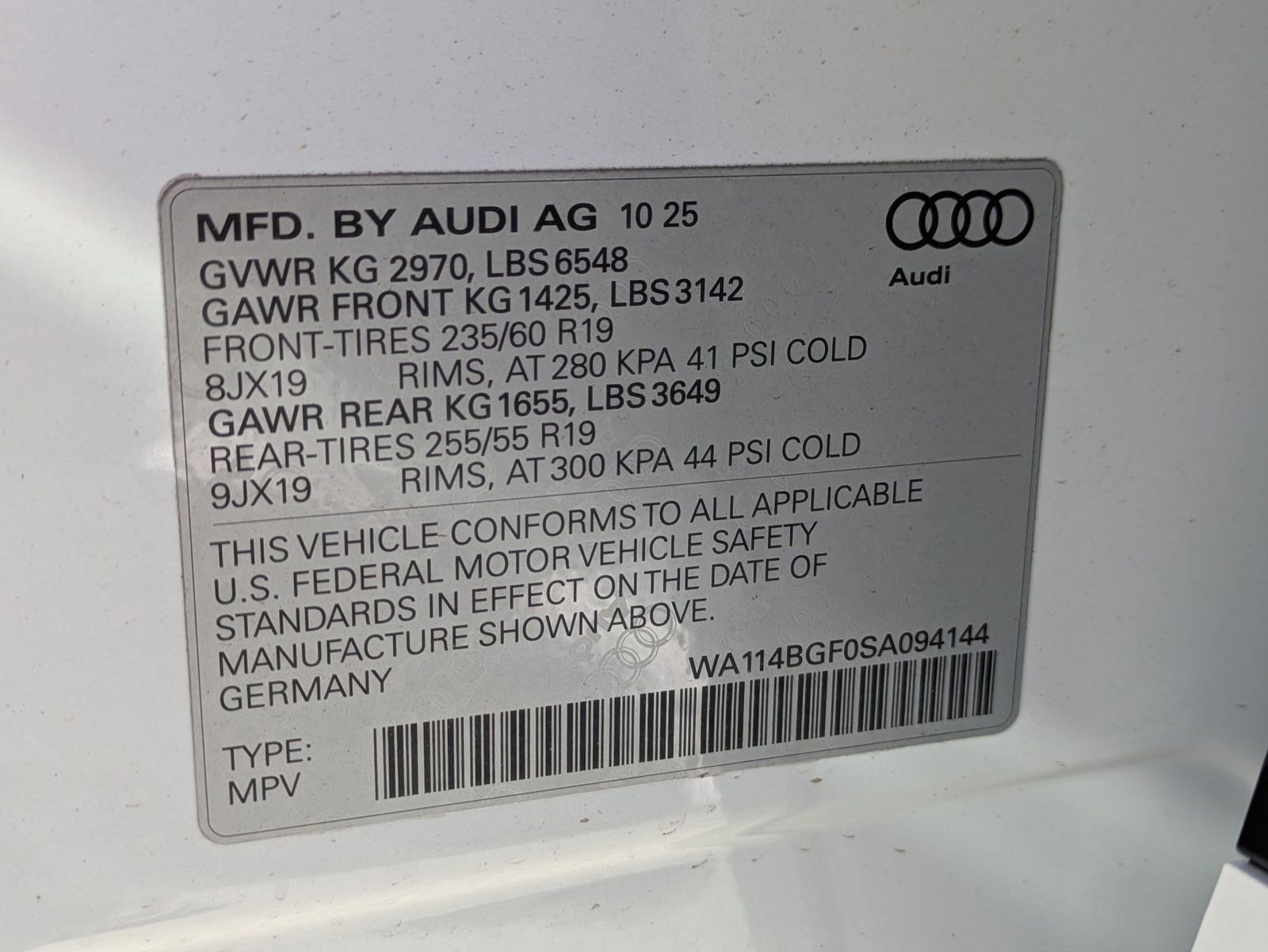 New 2025 Audi Q6 e-tron Premium AWD/4WD image 18