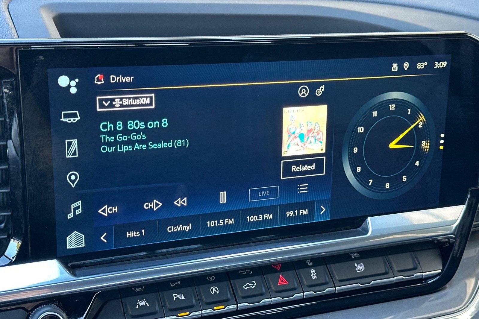 Used 2024 Chevrolet Silverado 1500 High Country w/ Technology Package image 17