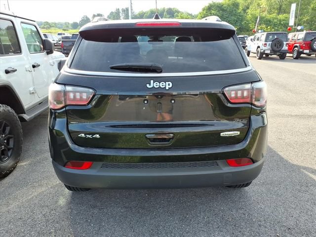 Used 2024 Jeep Compass Latitude AWD/4WD image 8