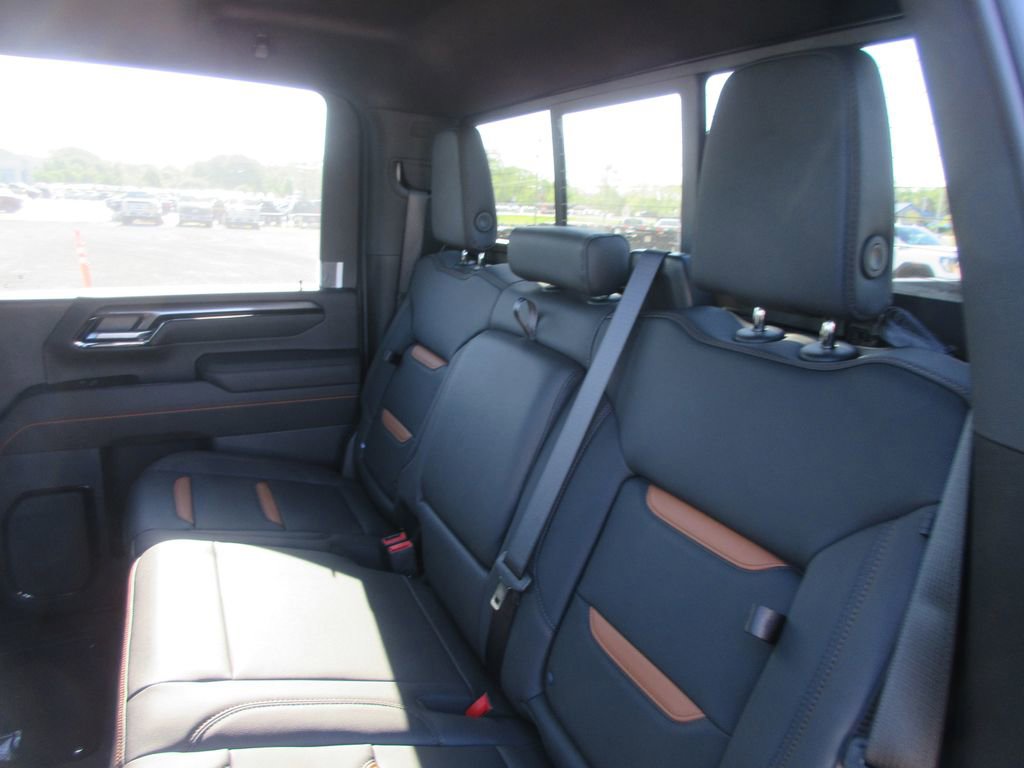 New 2026 GMC Sierra 3500 AT4 w/ AT4 Premium Plus Package AWD/4WD image 13