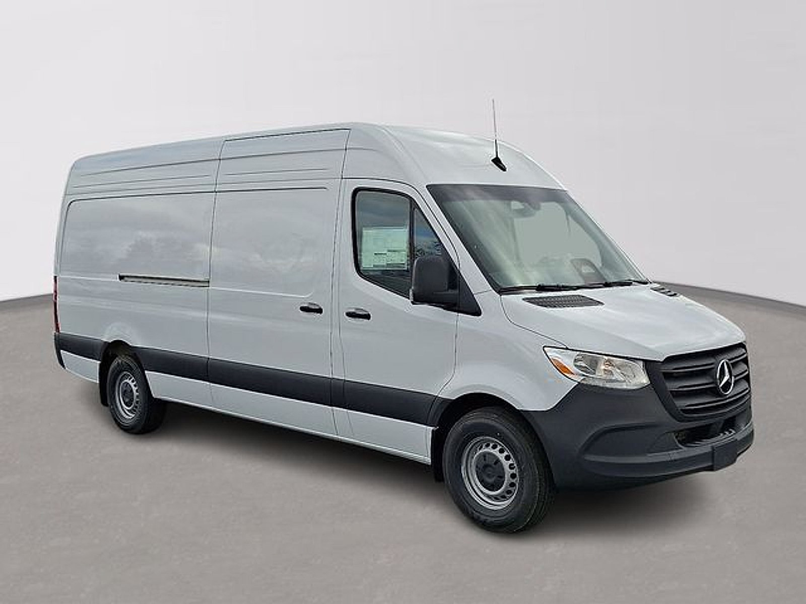 Used 2026 Mercedes-Benz Sprinter 2500 image 3