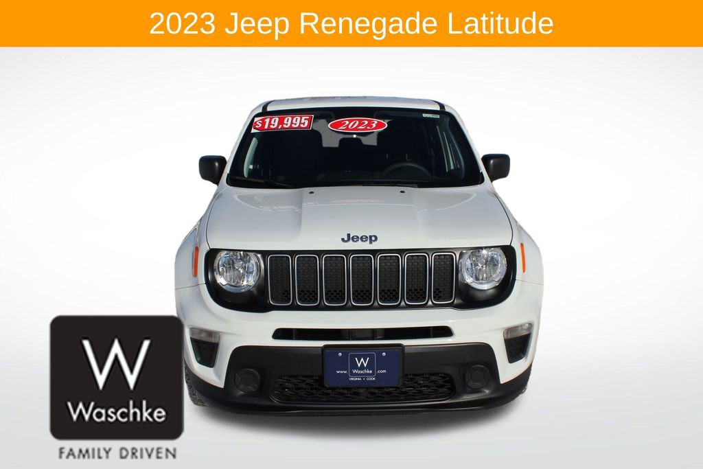 Used 2023 Jeep Renegade Latitude image 2